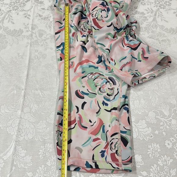 Athleta Ultimate Stash II Capri-2 XL - Picture 6 of 7